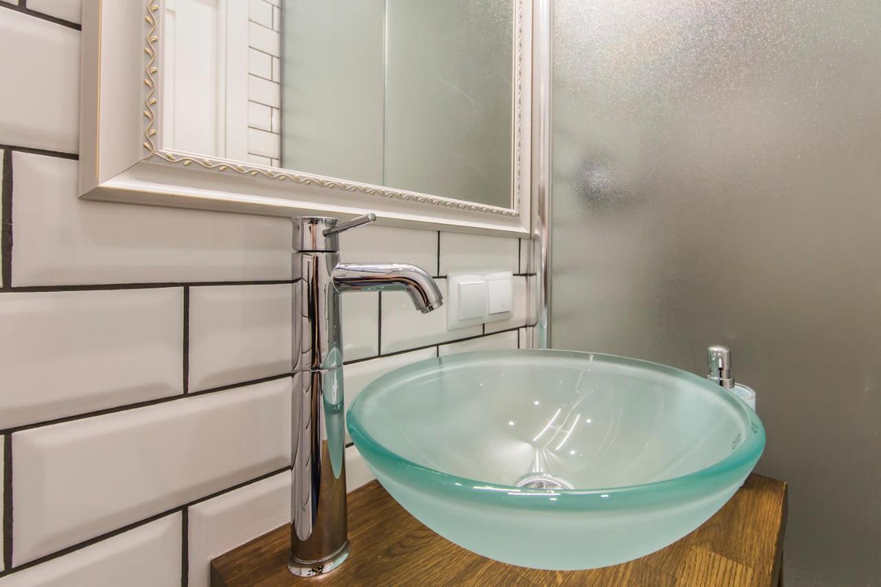 Kyiv City Loft Apart Hotel Bagian luar foto