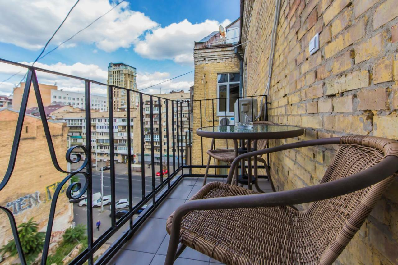 Kyiv City Loft Apart Hotel Bagian luar foto