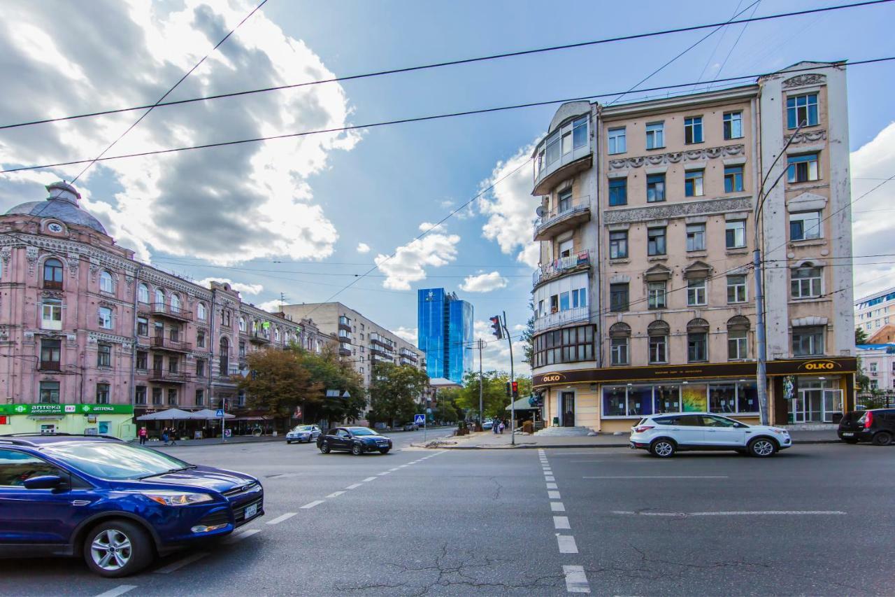Kyiv City Loft Apart Hotel Bagian luar foto